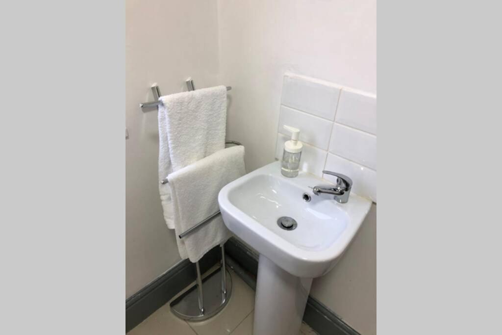 Cozy Self Contained Apartment Μπέρμιγχαμ Εξωτερικό φωτογραφία